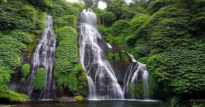 Cascada de Munduk