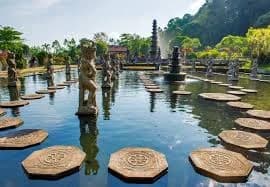Palacio de Agua Tirta Gangga