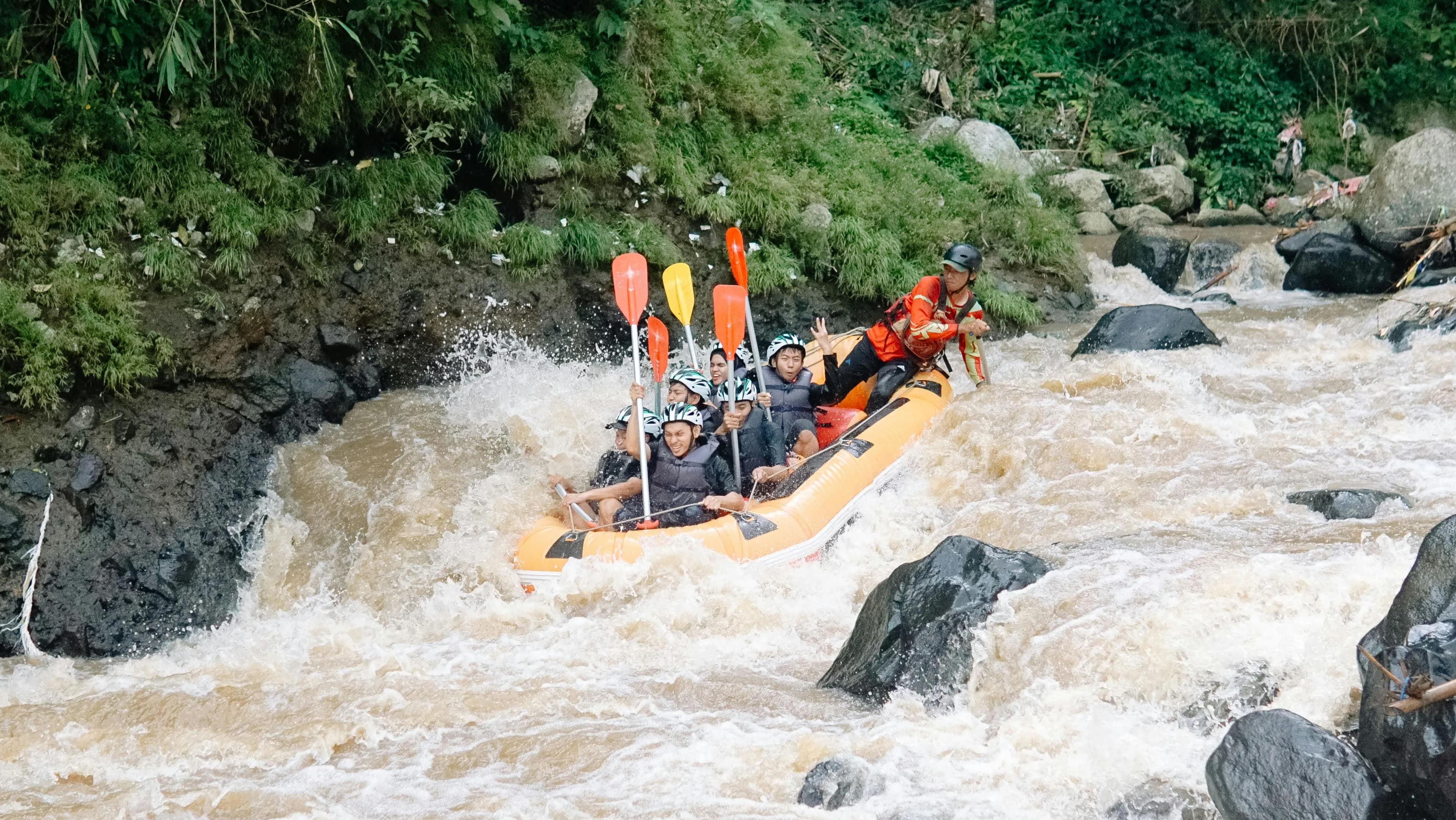 Rafting en el Río Ayung featured destination