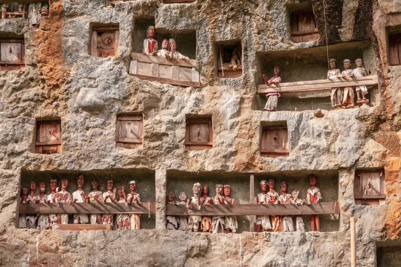 Cuevas Antiguas de Londa featured destination